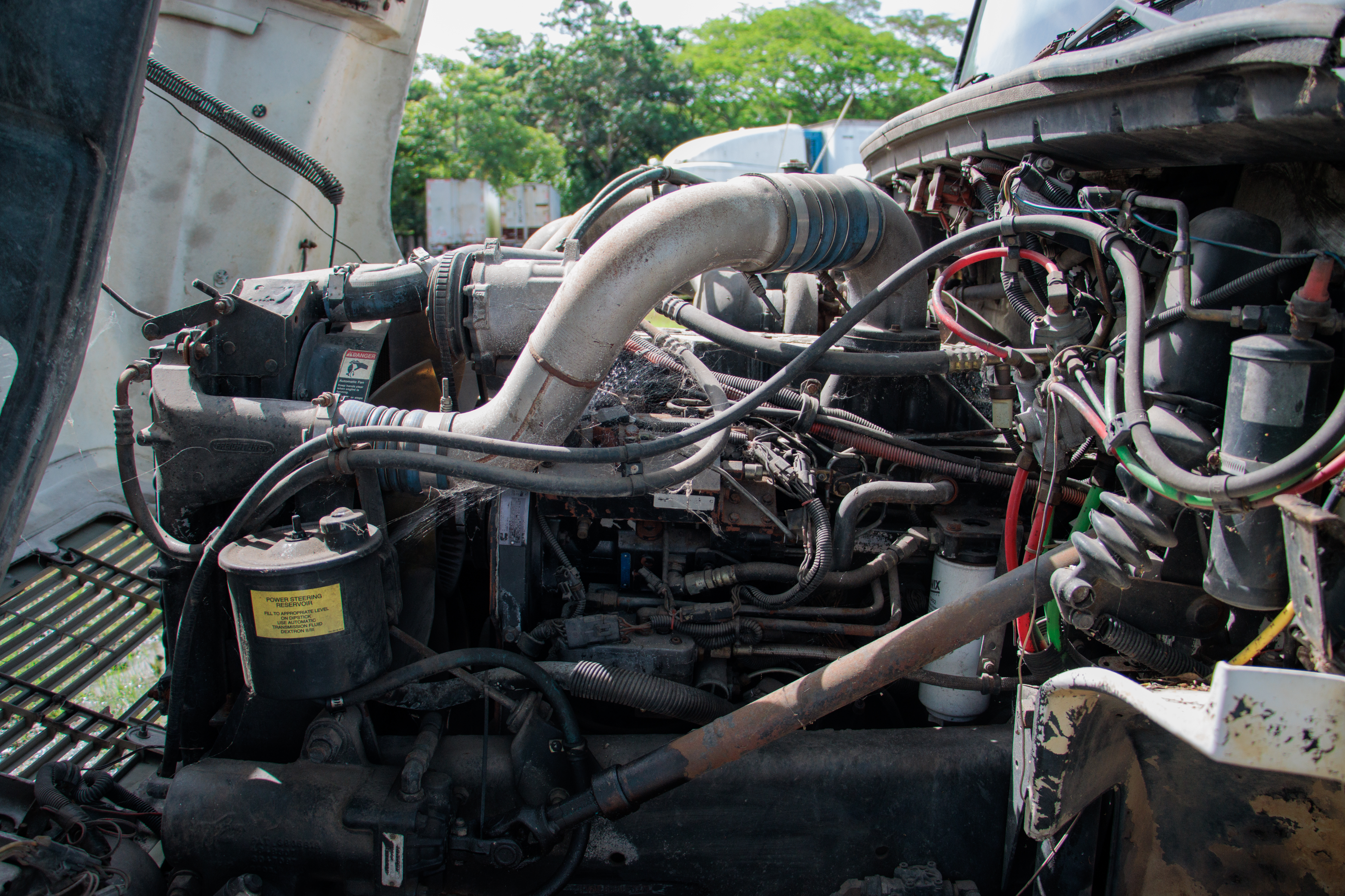 03. CAMIÓN FREIGHTLINER